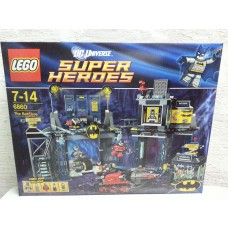 LEGO 6860 Super Heroes The Batcave