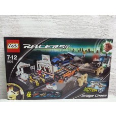 LEGO 8135 Racers Bridge Chase