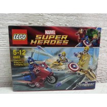 LEGO 6865 Super Heroes Captain America's Avenging Cycle