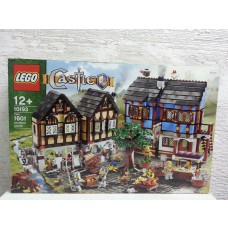 LEGO 10193 Castle Medieval Market Village