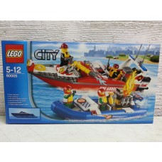 LEGO 60005  City Fire Boat