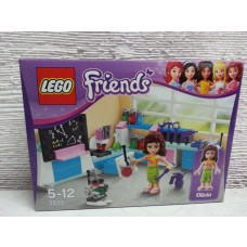 LEGO 3933  Friends Olivia's Invention Workshop