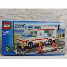 LEGO 4431 City Ambulance