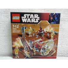 LEGO 7670 Star Wars Hailfire Droid and Spider Droid
