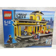 LEGO 7997 City Train Station
