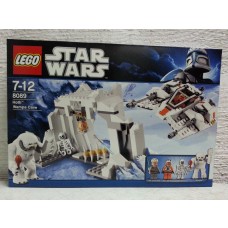 LEGO 8089 Star Wars Hoth Wampa Cave