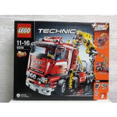 LEGO 8258 TECHNIC Crane Truck