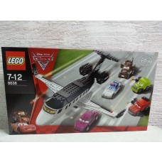 LEGO 8638 Cars Spy Jet Escape