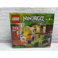 LEGO 9440 Ninjago Venomari Shrine