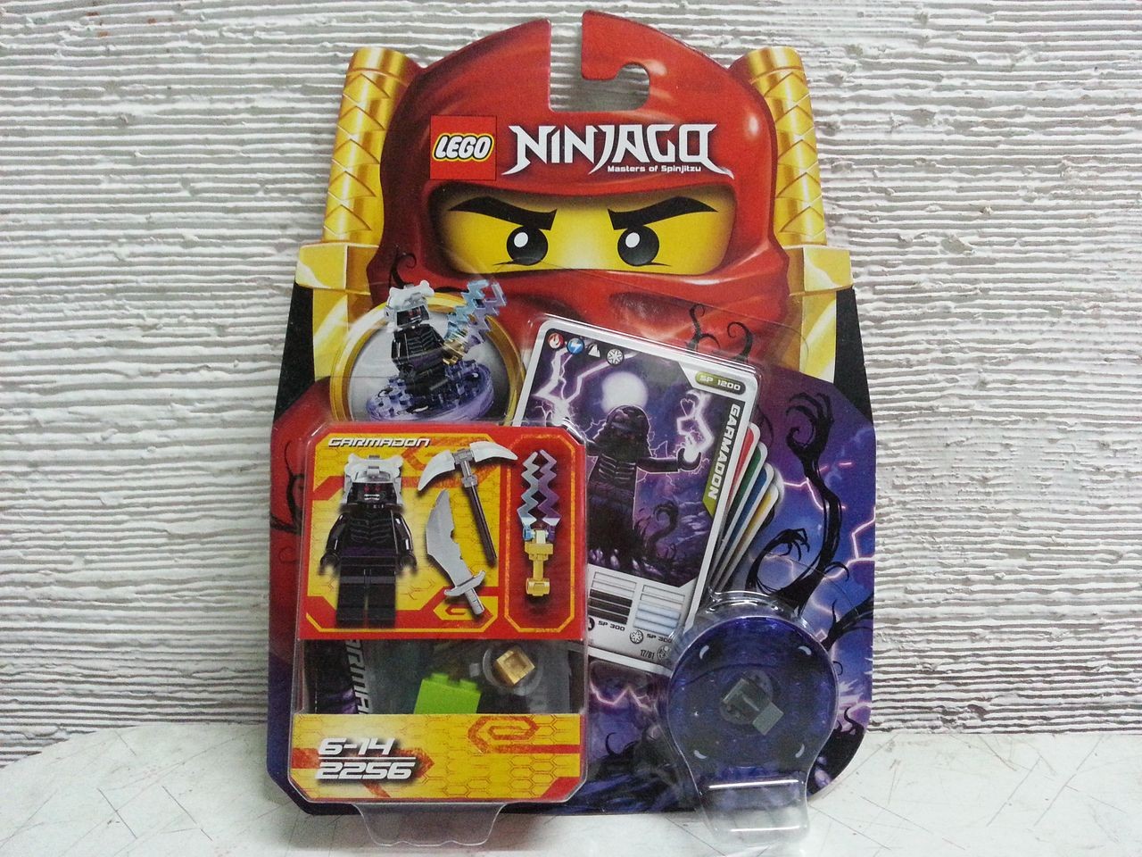 LEGO 2256 Ninjago Lord Garmadon